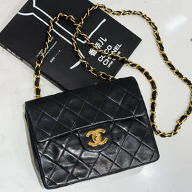 CHANEL 中古 方胖子 羊皮 黑金 斜挎包