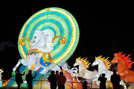 🏮【2026成都世博园新春灯会】
🌈新春光影嘉年华正式开幕
🪔3大主题灯组+光影秀
😎非遗潮趣双 buff 商品图5