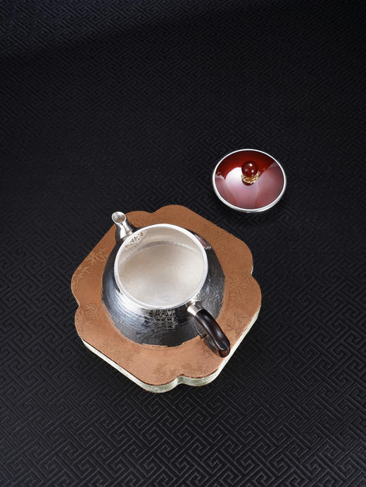 子佩集【弘福胤禧】银S999摆件【COOXHCFO001】茶具红盖锤纹小茶壶2602 商品图6