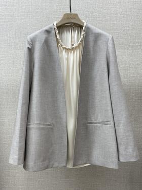 米杏色极简西服