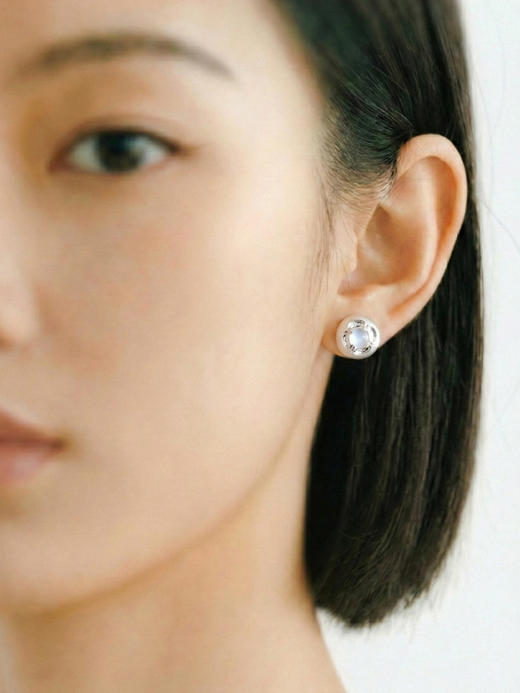 含晖·玲珑系列-镂空宝石耳钉 商品图11