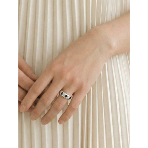 含晖·玲珑系列-镂空宝石戒指 商品图11