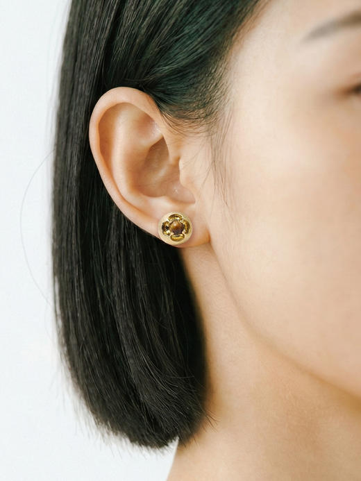 含晖·玲珑系列-镂空宝石耳钉 商品图8