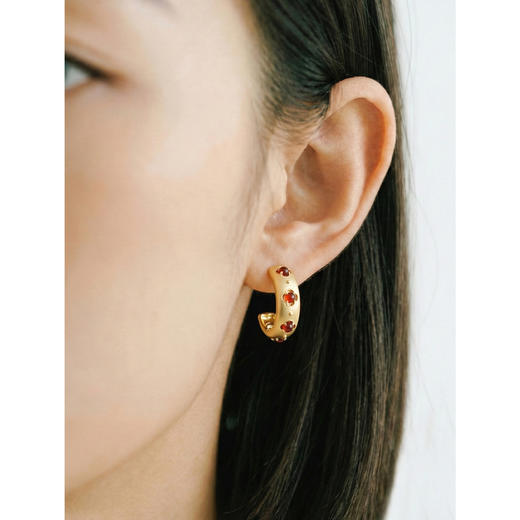 含晖·玲珑系列-镂空宝石耳环 商品图9