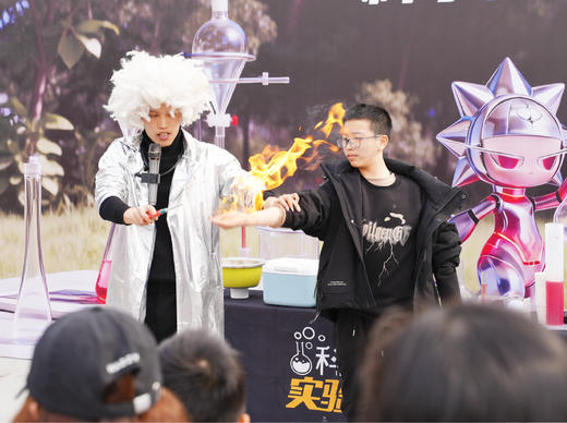 16000㎡科幻盛宴【2026成都东安湖科幻展】硬核装备+IP 共创，机器人机器狗表演互动，歼系列战机模型、机甲坦克、科幻艺术装置 ，VR体验，不定时NPC闪现拍照、科学实验秀 商品图2