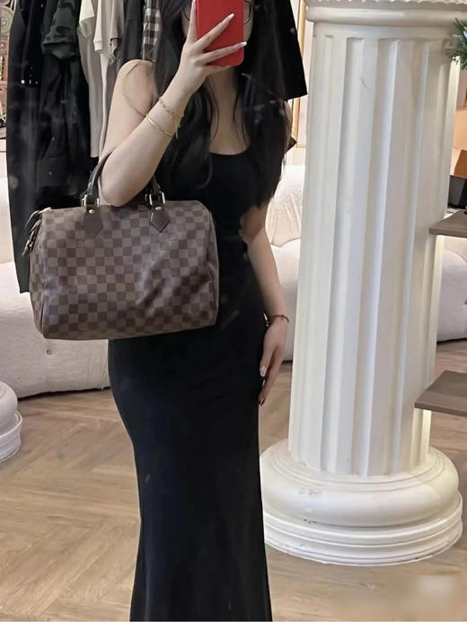 LV sp30 棕棋盘格 手提款 枕头包 商品图2