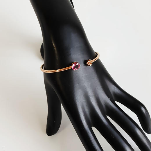 【天然正品】AU750玫瑰金镶天然卢比来近3克拉碧玺开口手镯58.5号（开口手镯）281025AH41 商品图5