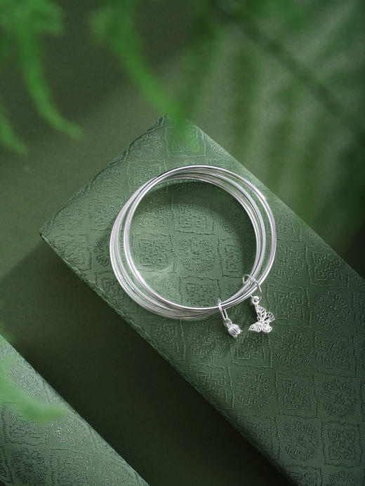 子佩集【翩跹铃华】银S999手镯【SZ009319】三个圈蝴蝶花苞2602 商品图6