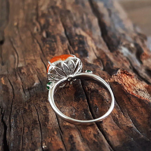 【天然正品】A货翡翠AU750精品白金镶钻镶天然细腻糯种心型蛋面黄翡戒指14号（戒圈可改）281025AH37 商品图4