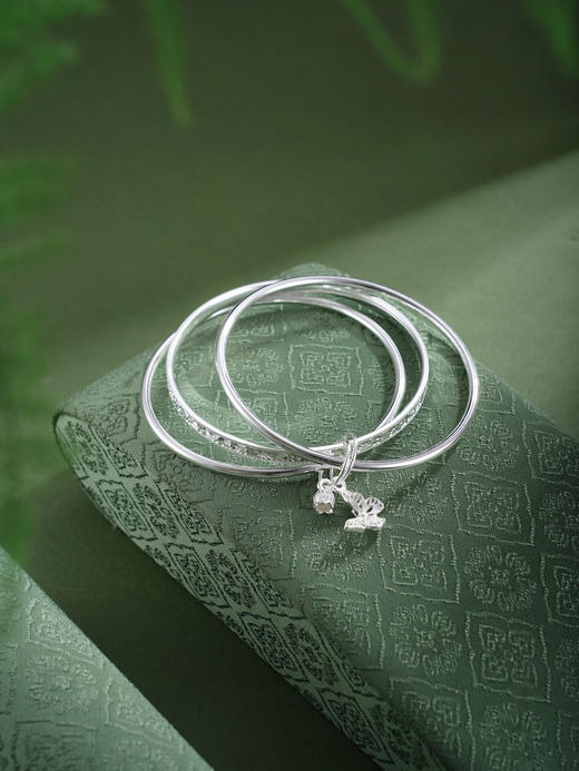 子佩集【翩跹铃华】银S999手镯【SZ009319】三个圈蝴蝶花苞2602 商品图3