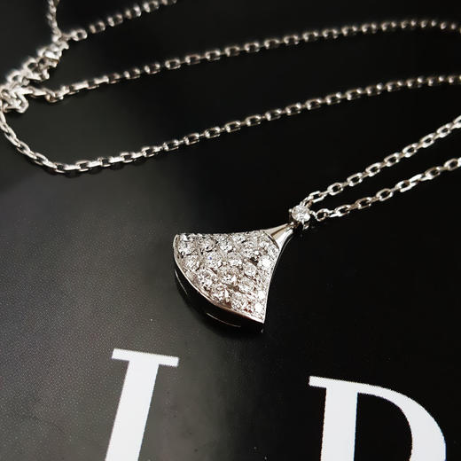 AU750白金时尚经典定制款扇子造型钻石吊坠项链44CM（长度可调节）080226NJS19 商品图3