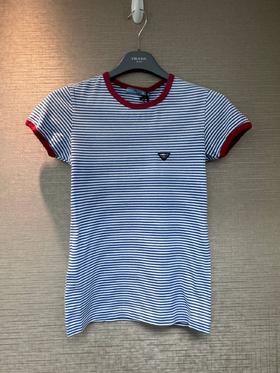 女款条纹logo短袖T恤la020