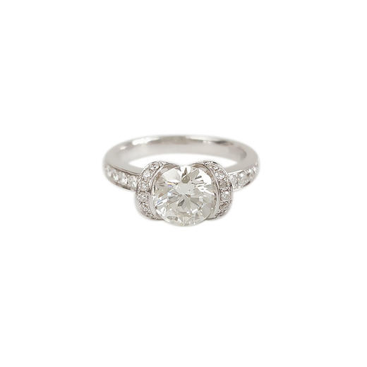 【天然正品】AU750白金简约时尚扭臂款1.26克拉钻石戒指11.5号（戒圈可改）090226NJS22 商品图0