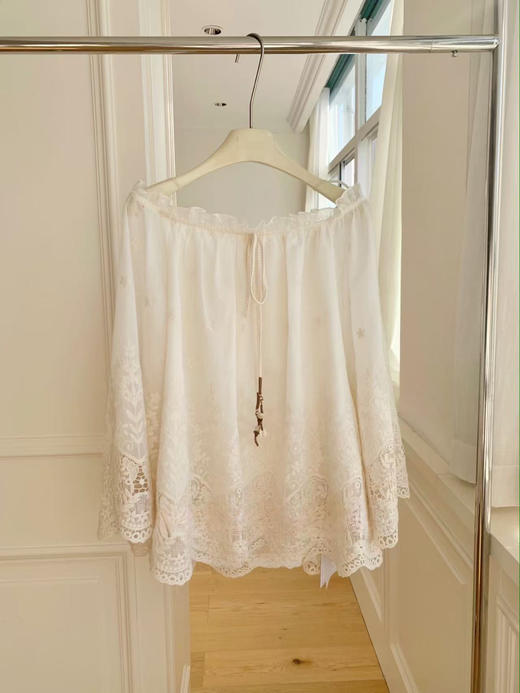 【门店同款】ENJOY春季“序光之旅”重工蕾丝刺绣上衣 169602111 商品图0