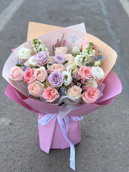 2月14粉紫色系 插花泥花束 可配送，可自提。 商品图0