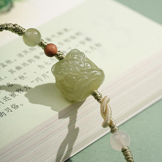 【瑞狮·和田玉醒狮手绳】敦煌福泽和田玉醒狮手链全手工编织可爱卡通狮子手绳可调节手饰 商品图4