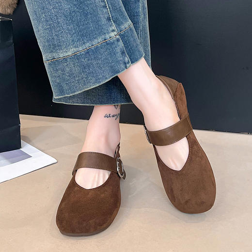 梦惠妮 玛丽珍复古单鞋美拉德色系 商品图11