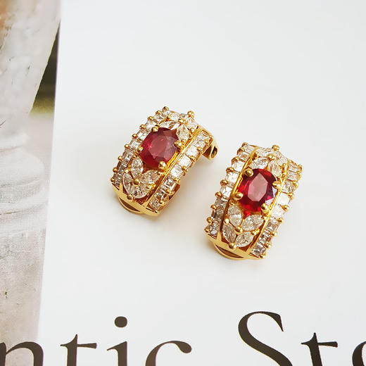 【天然正品】AU750收藏级黄金镶钻镶天然鸽血红1.74/1.18克拉红宝石耳环17.6*10.5*9.3MM（皆取最大值）240126TJ02 商品图2