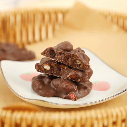 金丝猴丑八怪坚果牛奶巧克力 商品图2