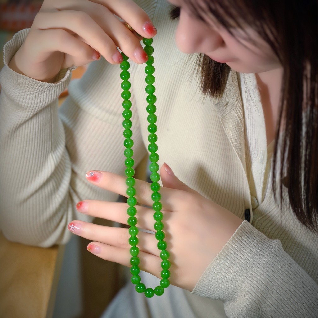 苹果绿色碧玉珠子项链