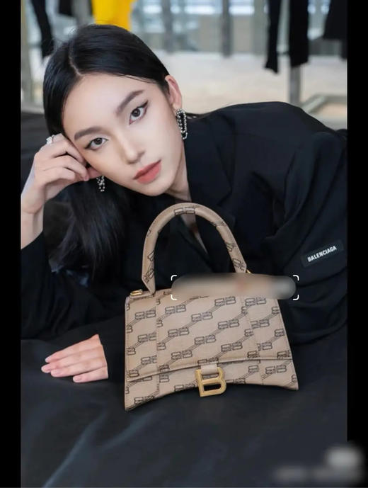 巴黎世家 Hourglass s 老花 沙漏包 商品图1