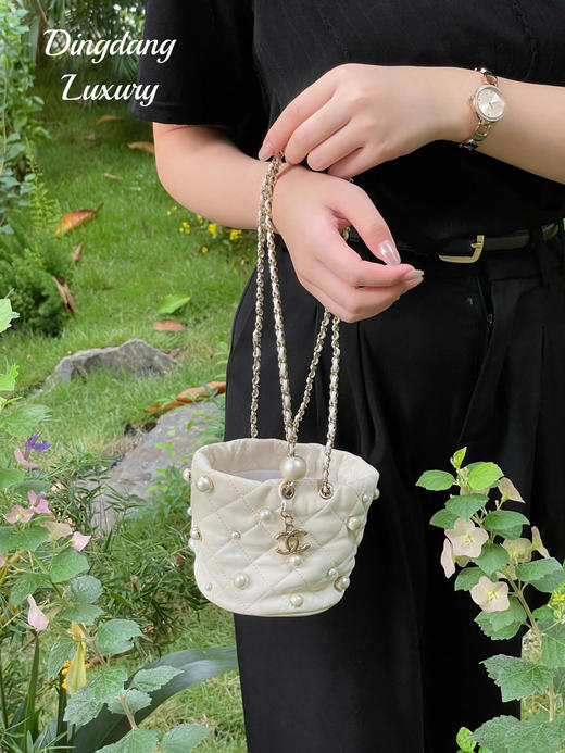 Chanel 珍珠 米白色  羊皮  mini 水桶包 商品图2