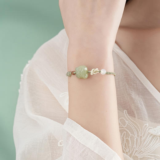 【瑞狮·和田玉醒狮手绳】敦煌福泽和田玉醒狮手链全手工编织可爱卡通狮子手绳可调节手饰 商品图0