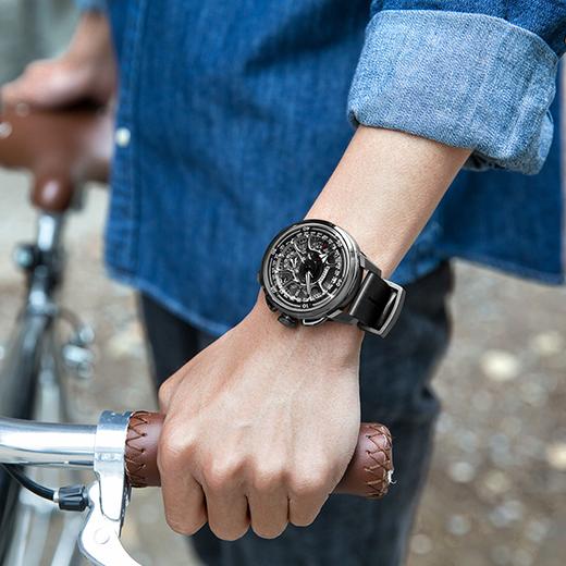 西铁城（CITIZEN）舒博™钛覆DLC卫星对时PU橡胶表带男表CC7005-16F 商品图6