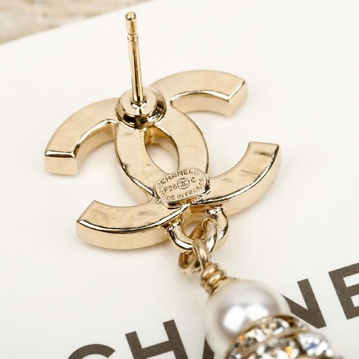 Ch@nel专柜6600香家26C 粉色水晶双c耳环 商品图4