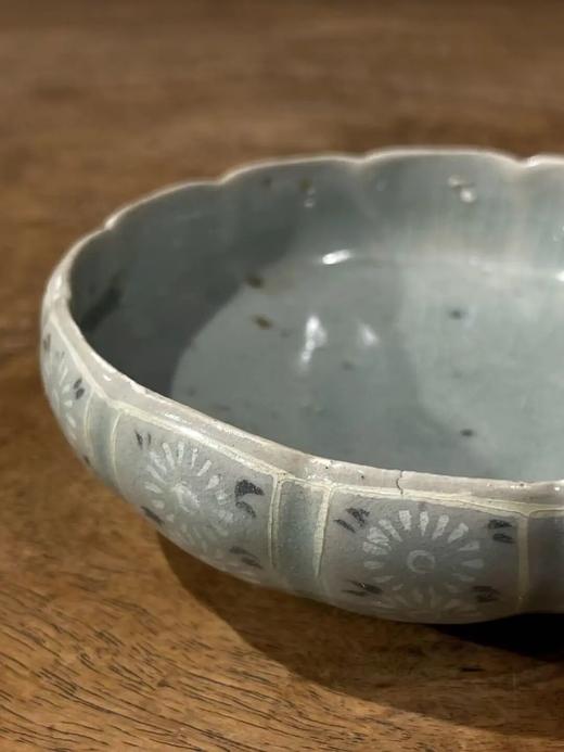 象嵌青瓷花卉纹瓜棱束口笔洗，顺丰包邮 商品图9