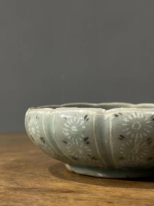 象嵌青瓷花卉纹瓜棱束口笔洗，顺丰包邮 商品图2