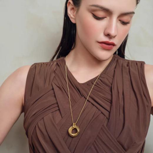 2楼Fellala/翡拉拉「镂空」项链轻奢高级感首饰货号926438204吊牌价999现价899 商品图3