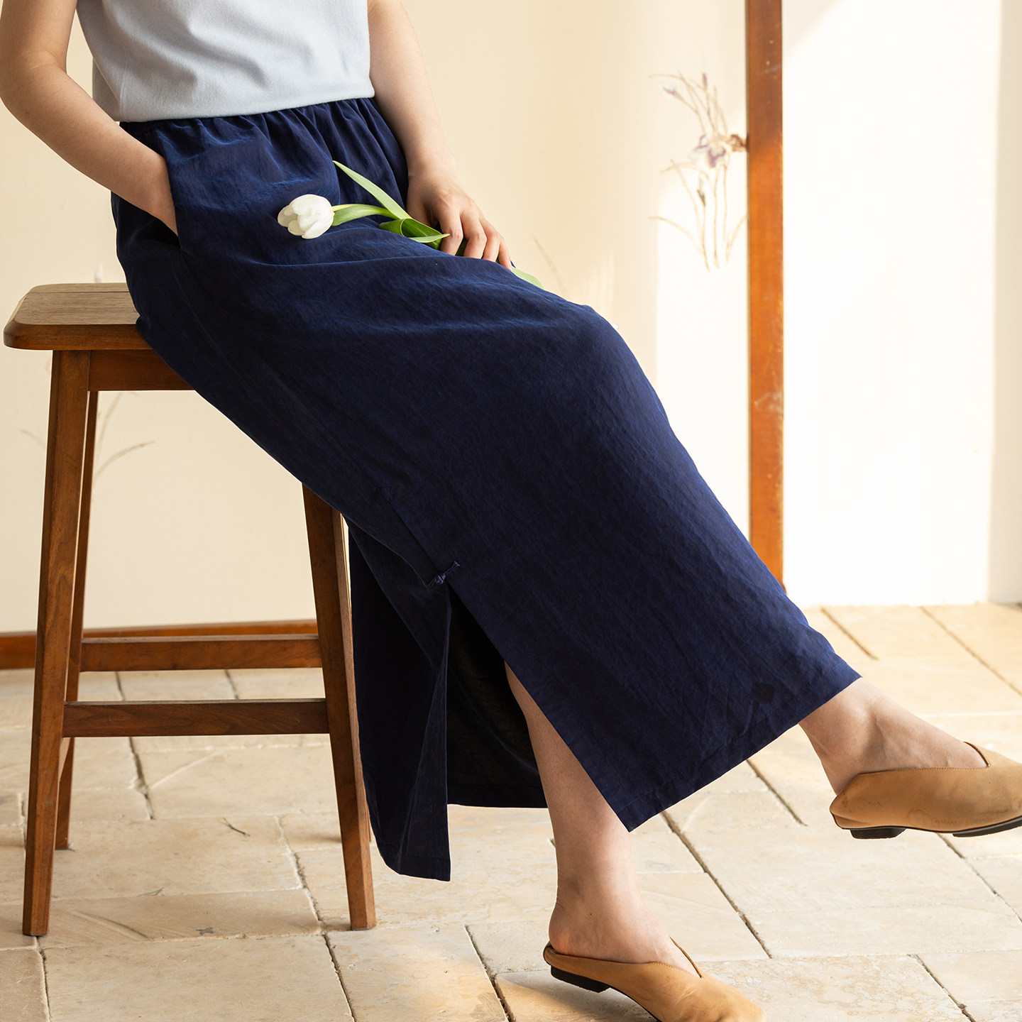 牧衣游原创 深青蓝香云纱半身裙新款爽滑垂感显瘦直筒半裙 听云
