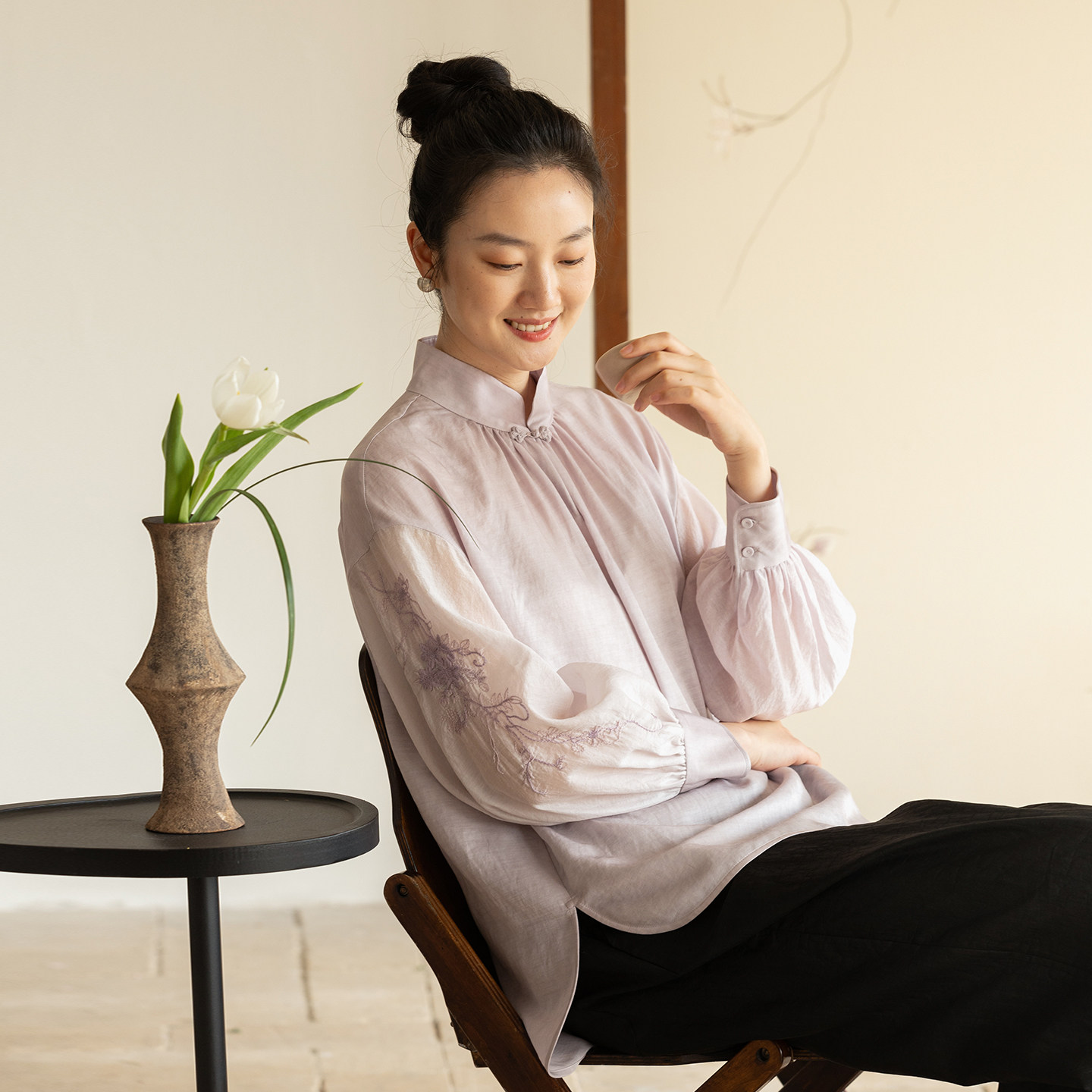 牧衣游原创 丝棉机绣小衫新款轻薄通勤气质文艺百搭中式衬衫 见荧