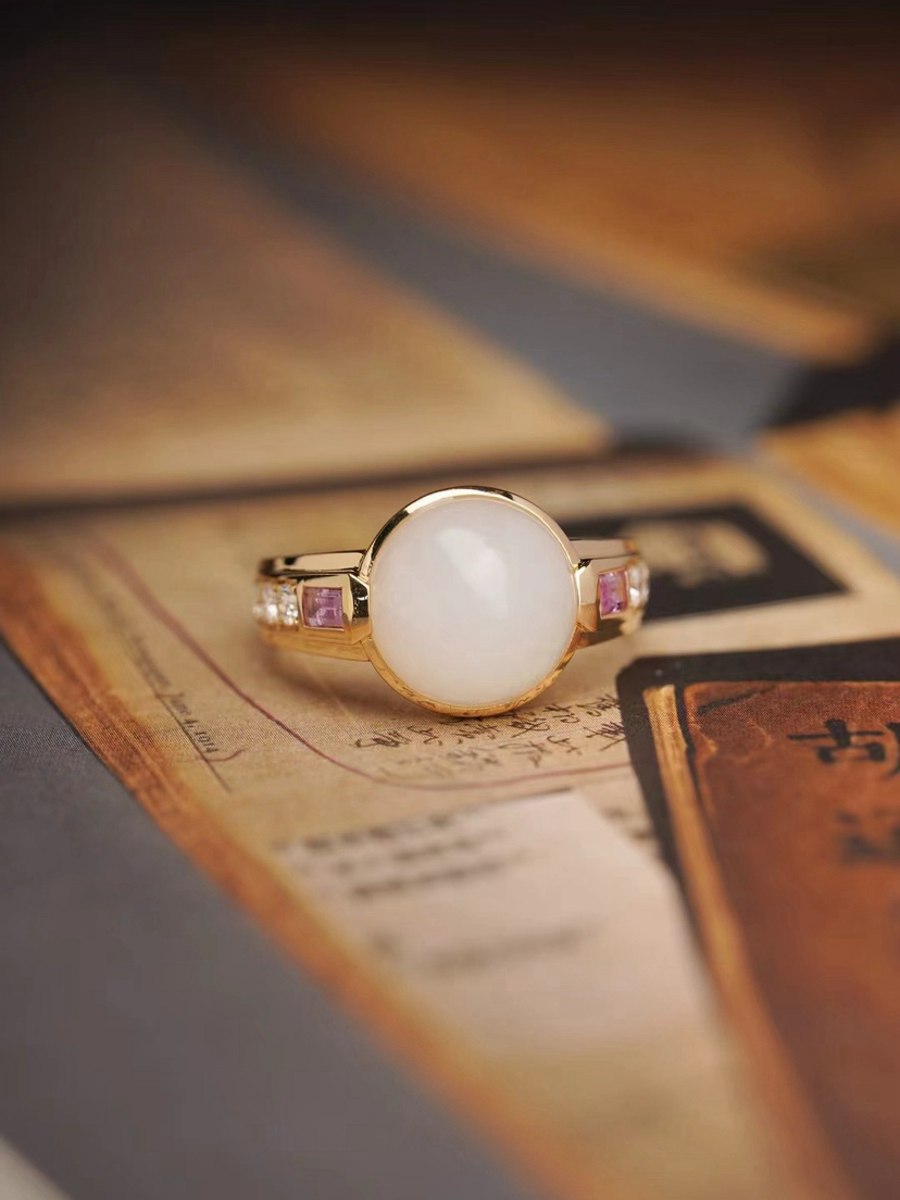 【喆】和田玉粉蓝宝戒指