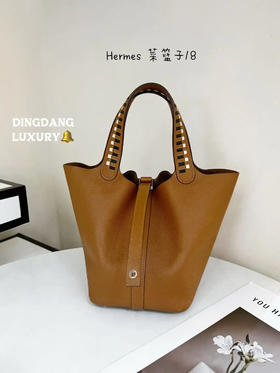 爱马仕 金棕色 拼皮手柄 银锁 epsom皮 18 菜篮子 C刻