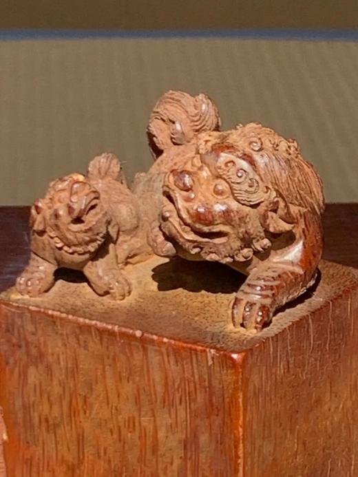 竹根镂雕父子瑞狮钮玺印形方章，顺丰包邮 商品图2