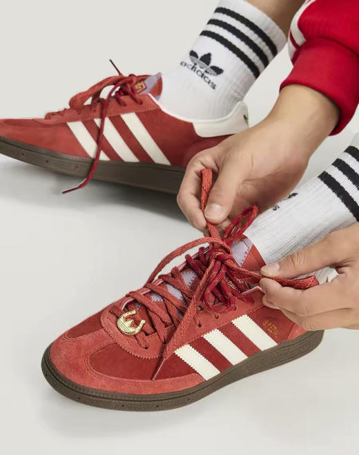 三叶草新年德训鞋板鞋1.23 商品图1