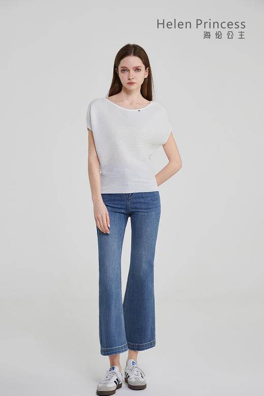 优雅气质款蝙蝠袖上衣 商品图0