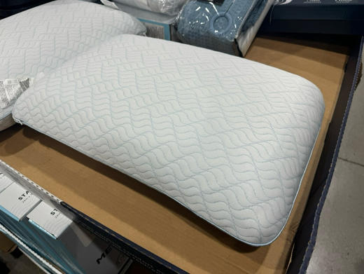 🔥特价！365元/只！🇺🇸Serenity记忆棉冰枕让您的骨骼和肌肉在一个舒适的温度中睡眠，记忆棉同时减轻因睡眠姿势导致的肩颈痛，让颈椎无压力 商品图3