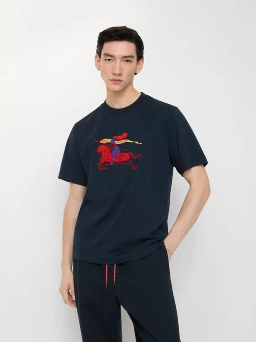 吴磊同款Burberr*y新禧贺岁战马骑士T恤 商品图0