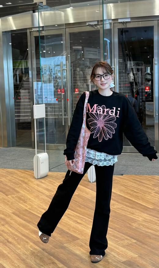 韩国原单Mardi重工刺绣360克纯棉卫衣 商品图4