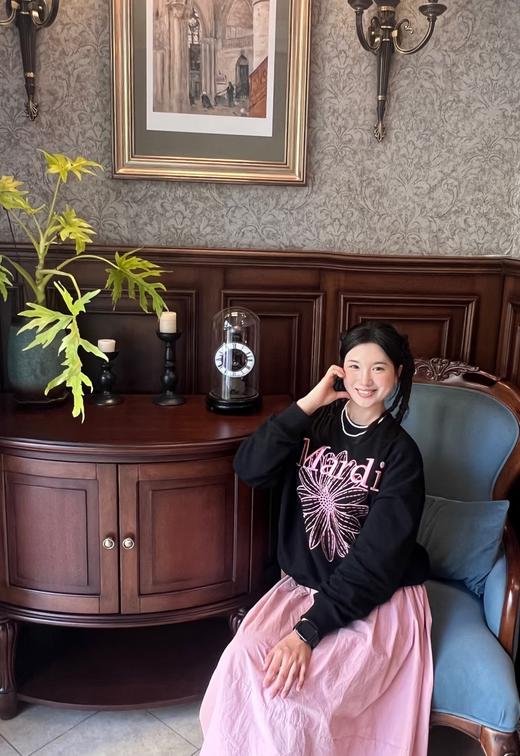 韩国原单Mardi重工刺绣360克纯棉卫衣 商品图7