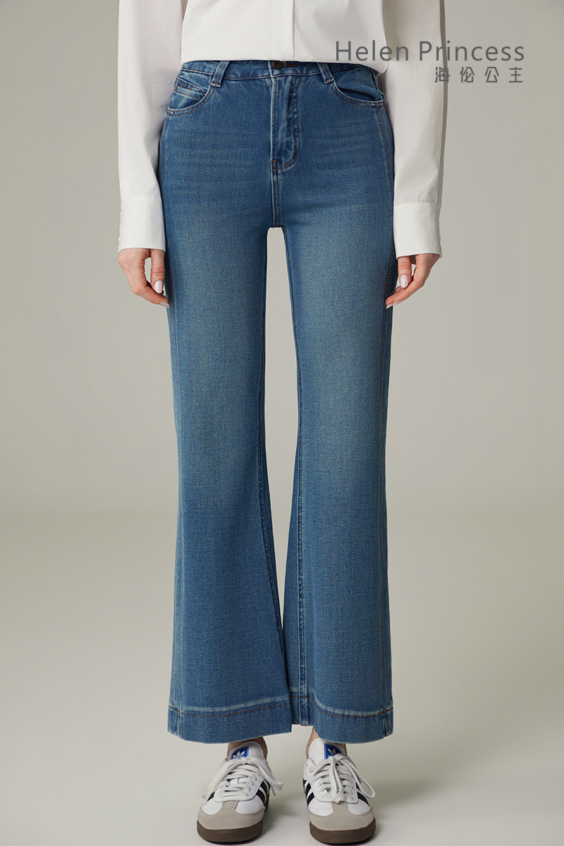 宽边高腰喇叭牛仔裤