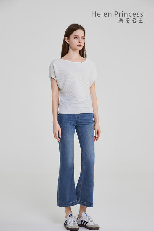 优雅气质款蝙蝠袖上衣 商品图3