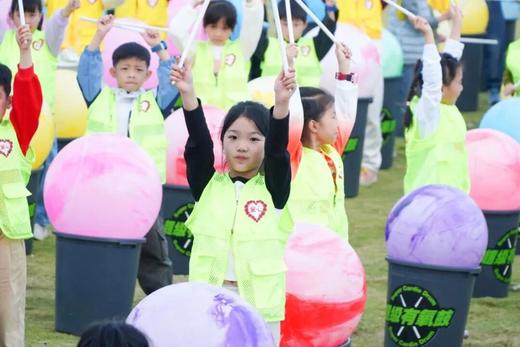 春生万物季｜敲有氧鼓唤醒土地、手作雷声器模拟惊蛰、挂果壳风铃召唤燕子、揉青团留住清明——三个节气，四件“带得走”的春天 商品图2
