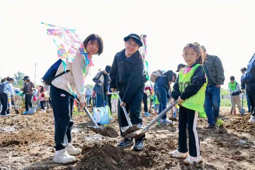 春生万物季｜敲有氧鼓唤醒土地、手作雷声器模拟惊蛰、挂果壳风铃召唤燕子、揉青团留住清明——三个节气，四件“带得走”的春天 商品图1