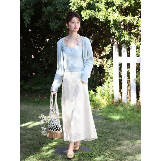 鹿向南「佩里月光」杏色蕾丝花边长款半身裙女春气质显瘦A字长裙 商品图0