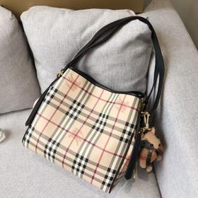 巴宝莉 托特 腋下包（GSH）