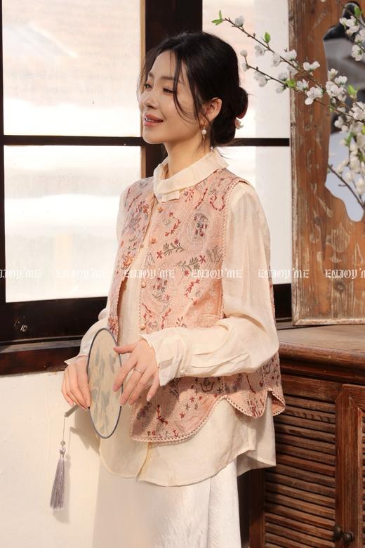 【门店同款】ENJOY春季“画中行”慕枝南下中式马夹 169543772 商品图1